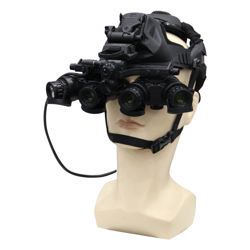 Helmet-mounted four-eye low-light level night vision device